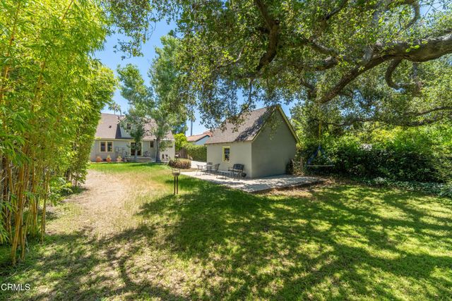 1297 N Hill Avenue, Pasadena, CA 91104