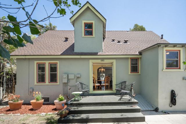 1297 N Hill Avenue, Pasadena, CA 91104