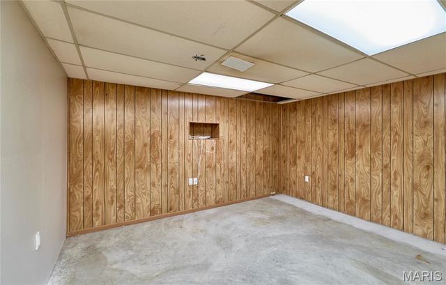 2440 Chaucer Avenue, St Louis, MO 63114