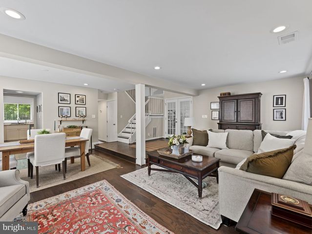 4509 FLINTSTONE RD, Alexandria, VA 22306