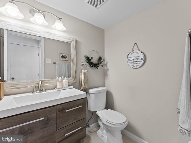4509 FLINTSTONE RD, Alexandria, VA 22306