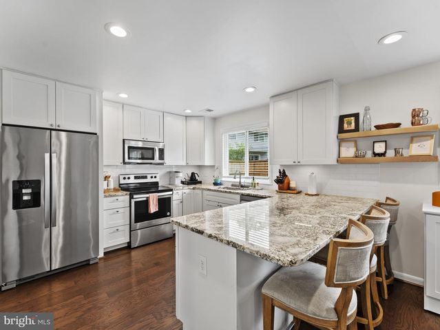 4509 FLINTSTONE RD, Alexandria, VA 22306