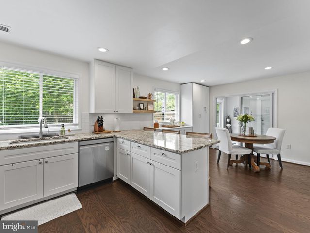 4509 FLINTSTONE RD, Alexandria, VA 22306