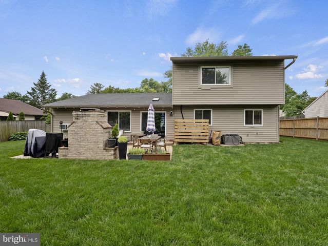 4509 FLINTSTONE RD, Alexandria, VA 22306