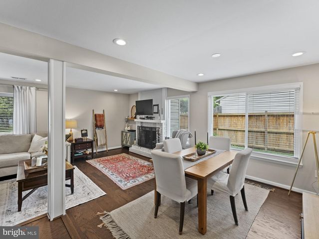 4509 FLINTSTONE RD, Alexandria, VA 22306