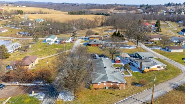 49314 Johnson Drive, St Clairsville, OH 43950