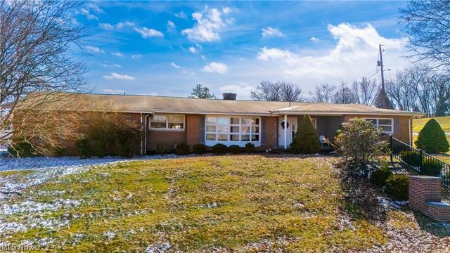 49314 Johnson Drive, St Clairsville, OH 43950