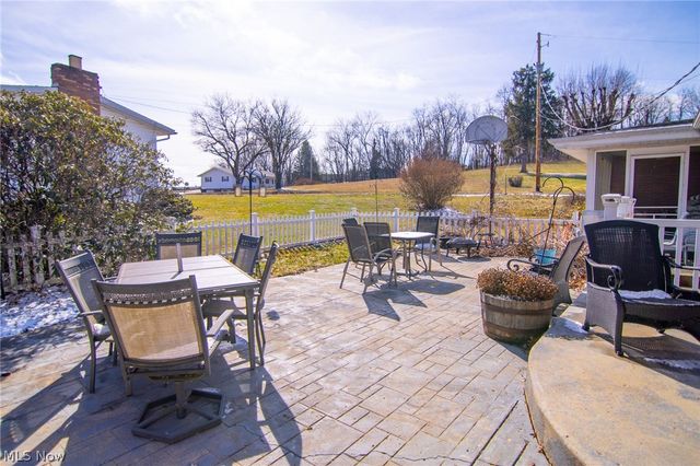 49314 Johnson Drive, St Clairsville, OH 43950