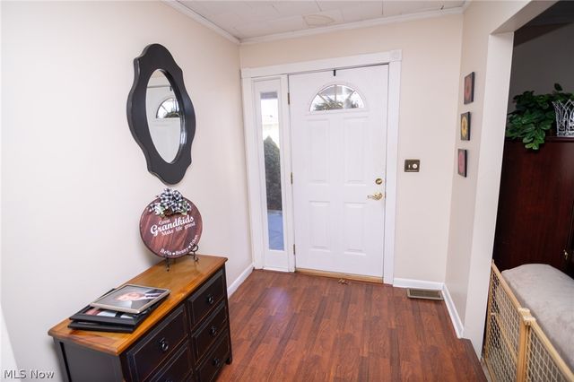 49314 Johnson Drive, St Clairsville, OH 43950