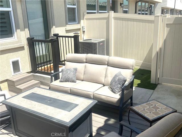 187 Capistrano Drive 187, Ventura, CA 93004
