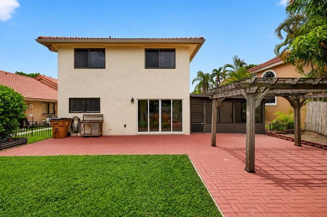 4131 NW 5TH Drive, Deerfield Beach, FL 33442