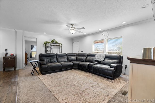 13487 Winford Road, Madill, OK 73446