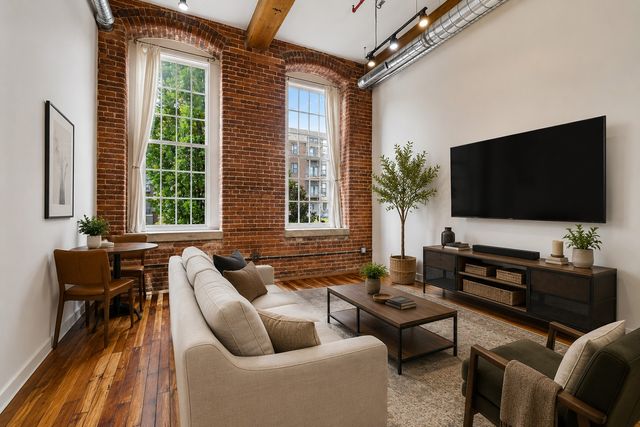 1350 Rosa L Parks Blvd Apt 228, Nashville, TN 37208