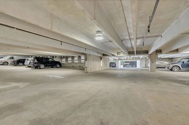 1350 Rosa L Parks Blvd Apt 228, Nashville, TN 37208