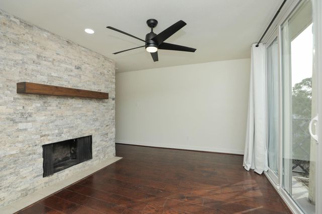 2333 Bering Drive 336, Houston, TX 77057