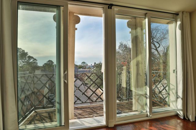 2333 Bering Drive 336, Houston, TX 77057