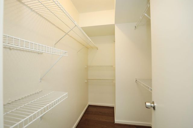 2333 Bering Drive 336, Houston, TX 77057