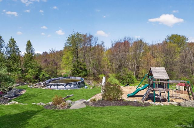 2 Primrose Lane, Chester, NY 10918