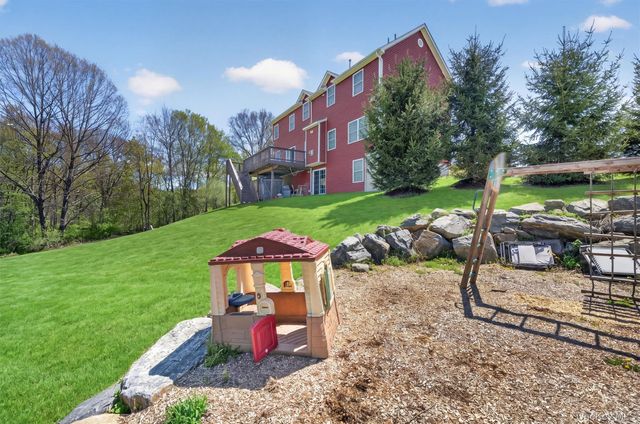2 Primrose Lane, Chester, NY 10918