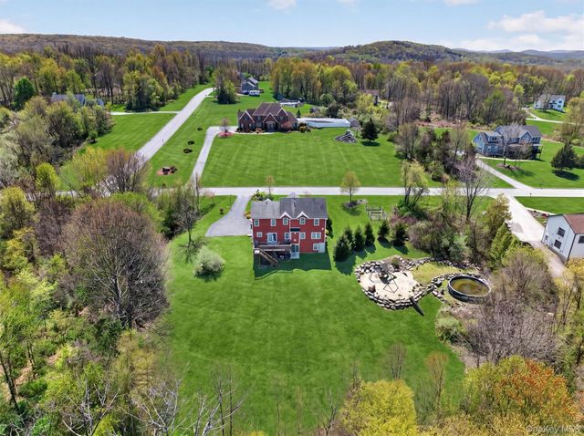 2 Primrose Lane, Chester, NY 10918