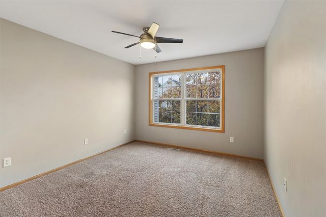 277 S 79th Street, West Des Moines, IA 50266