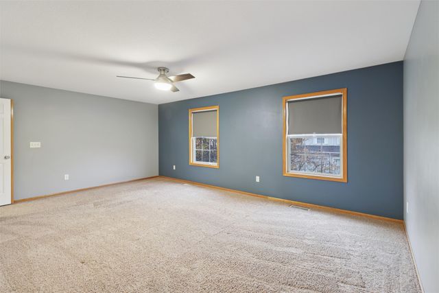 277 S 79th Street, West Des Moines, IA 50266