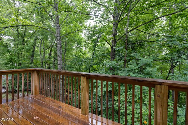 459 Sugar Mountain Way, Pigeon Forge, TN 37863