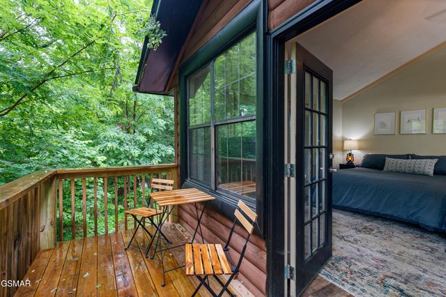 459 Sugar Mountain Way, Pigeon Forge, TN 37863