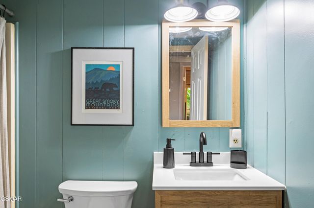 459 Sugar Mountain Way, Pigeon Forge, TN 37863