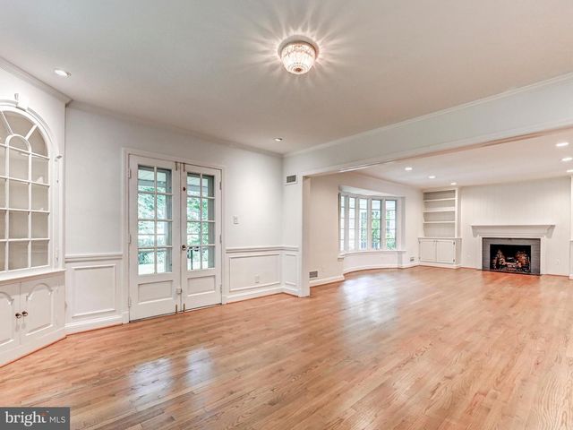 6009 HUNT CLUB LN, Baltimore, MD 21210