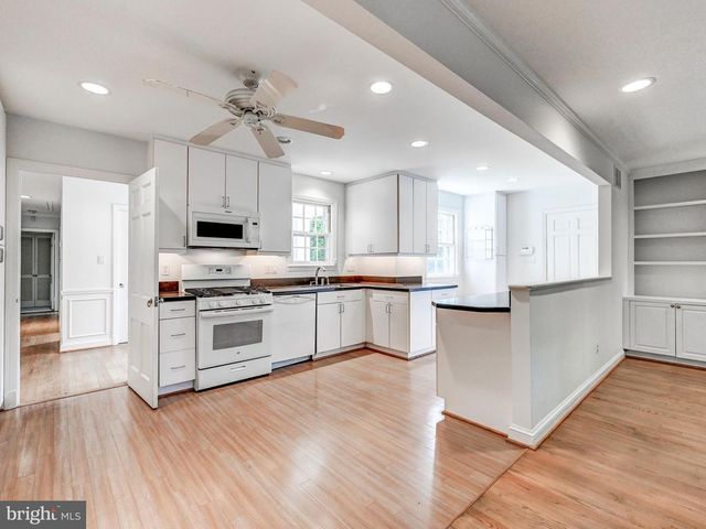 6009 HUNT CLUB LN, Baltimore, MD 21210