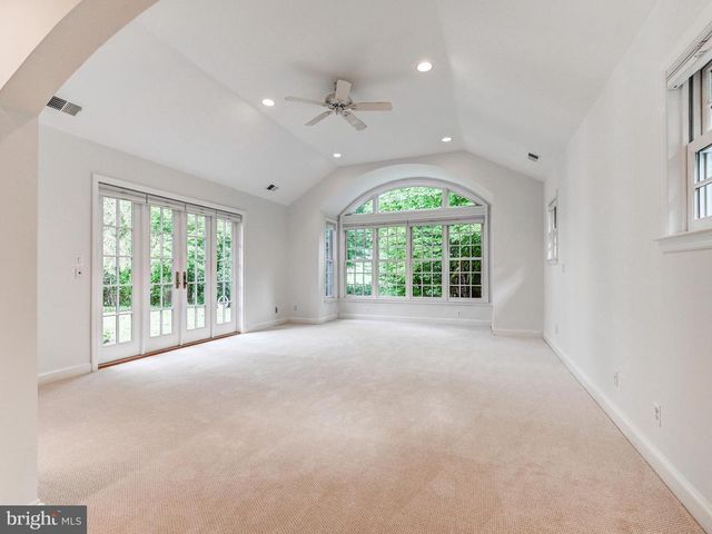 6009 HUNT CLUB LN, Baltimore, MD 21210