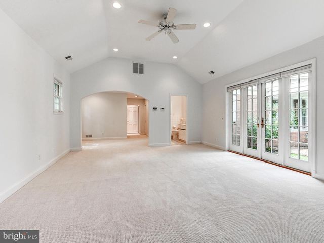 6009 HUNT CLUB LN, Baltimore, MD 21210