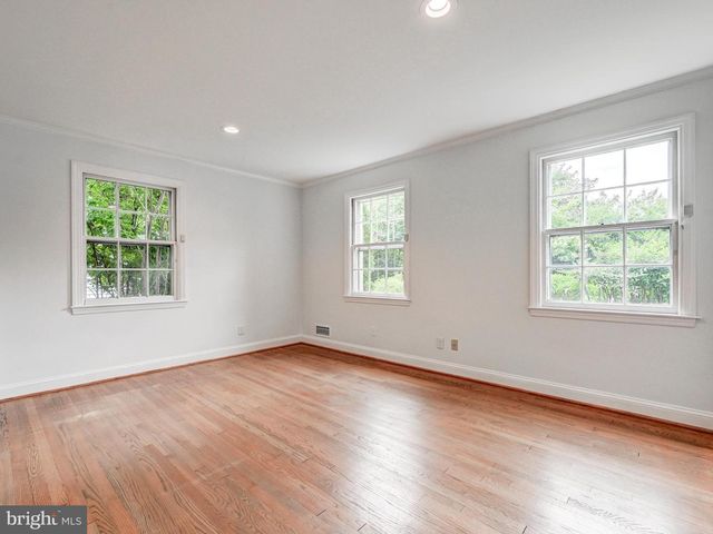 6009 HUNT CLUB LN, Baltimore, MD 21210