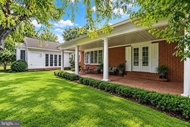 6009 HUNT CLUB LN, Baltimore, MD 21210