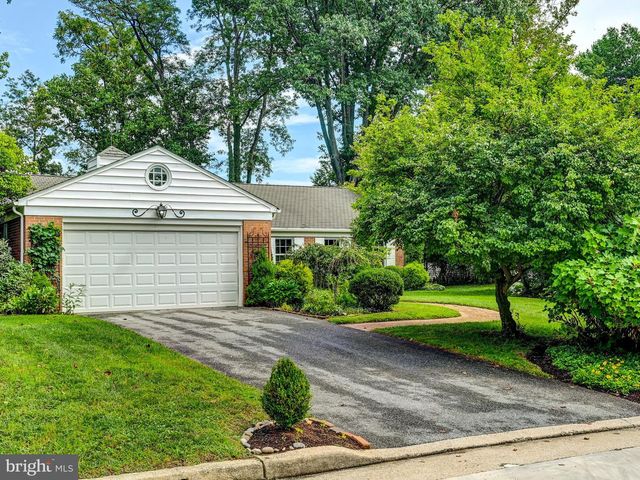 6009 HUNT CLUB LN, Baltimore, MD 21210