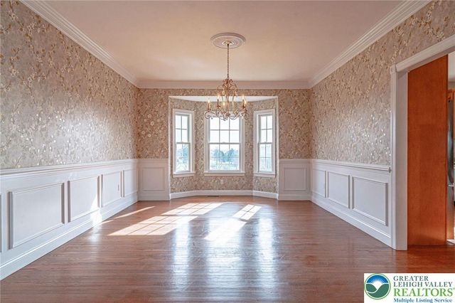 4123 Wyndemere Circle East, Lowhill Twp, PA 18078