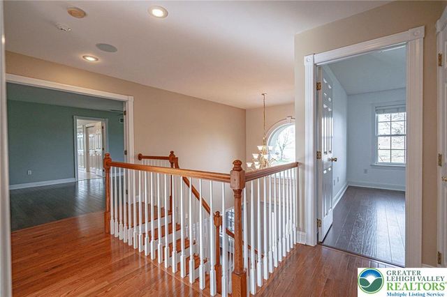 4123 Wyndemere Circle East, Lowhill Twp, PA 18078