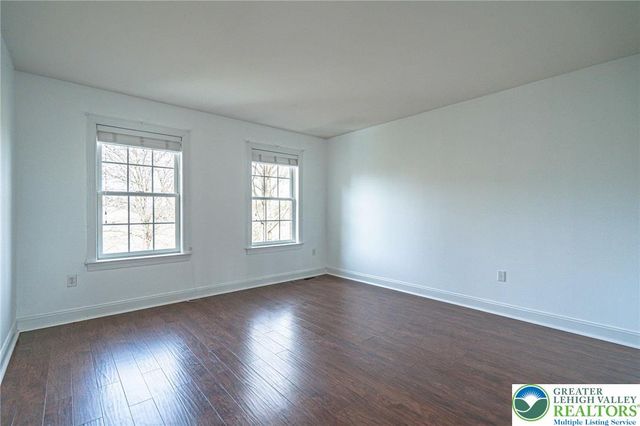 4123 Wyndemere Circle East, Lowhill Twp, PA 18078