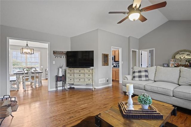 342 Miller Path, Temple, GA 30179