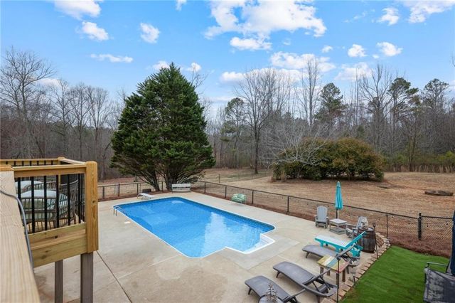 342 Miller Path, Temple, GA 30179