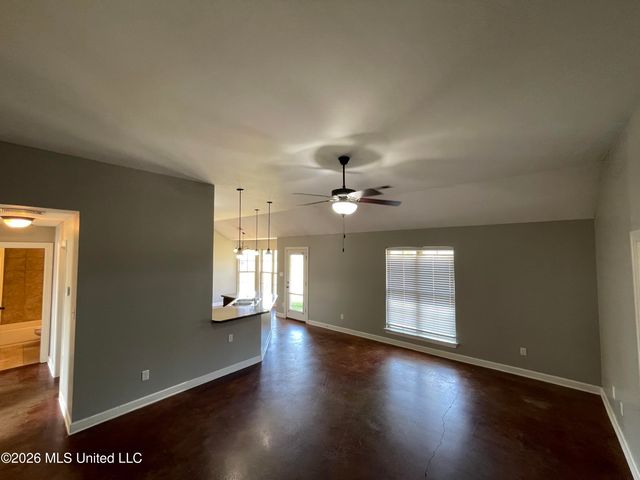 8821 Smith Ranch Drive, Southaven, MS 38671