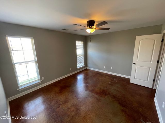 8821 Smith Ranch Drive, Southaven, MS 38671