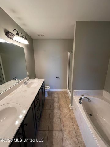 8821 Smith Ranch Drive, Southaven, MS 38671