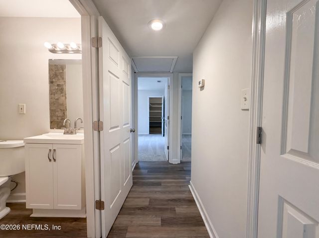 7361 PROXIMA Road, Jacksonville, FL 32210
