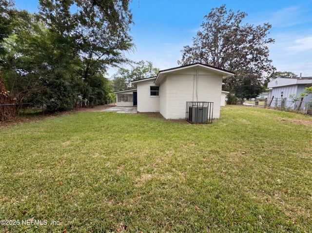 7361 PROXIMA Road, Jacksonville, FL 32210