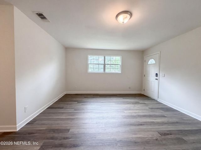 7361 PROXIMA Road, Jacksonville, FL 32210