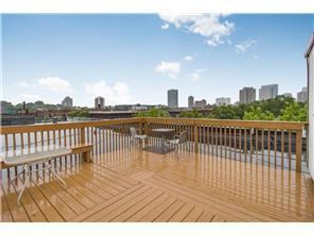 1901 Stevens Avenue 307, Minneapolis, MN 55403