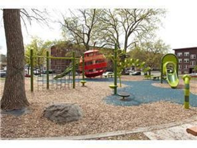 1901 Stevens Avenue 307, Minneapolis, MN 55403