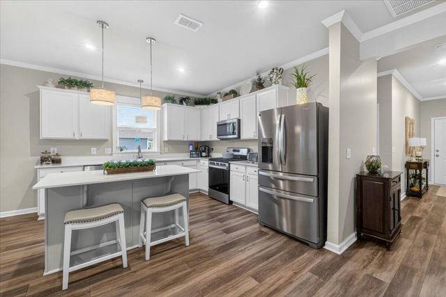 241 Shadybrook Drive, Summerville, SC 29486